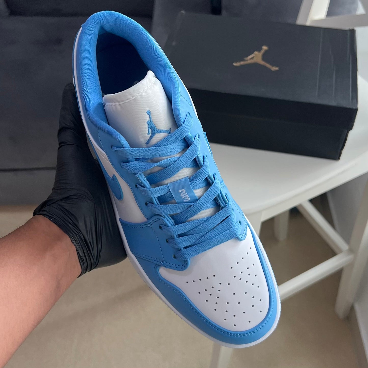 Jordan 1 Low “University Blue”