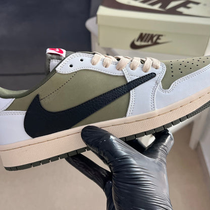 Travis Scott x Jordan 1 Low “Medium Olive”