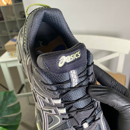 ASICS Gel-Kahana 8 “Graphite Grey”