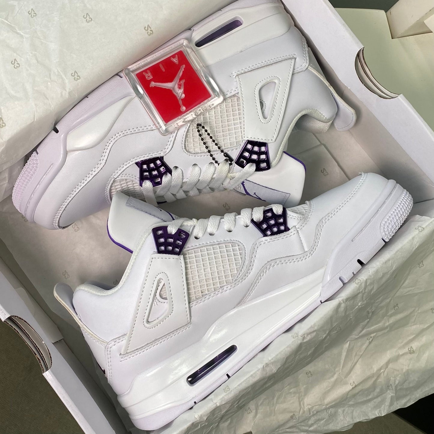 Air Jordan 4 Retro “Metallic Purple”