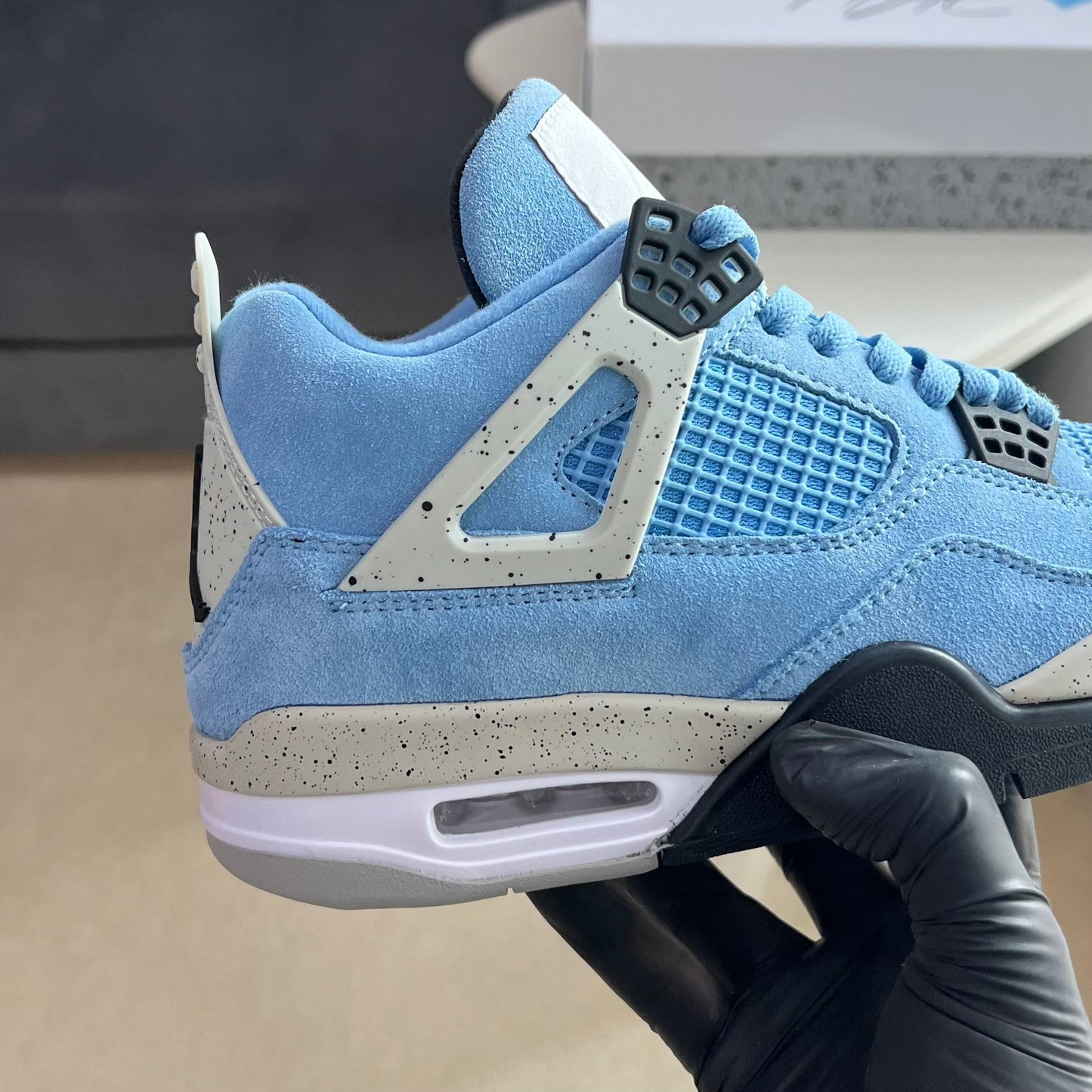 Air Jordan 4 “University Blue”