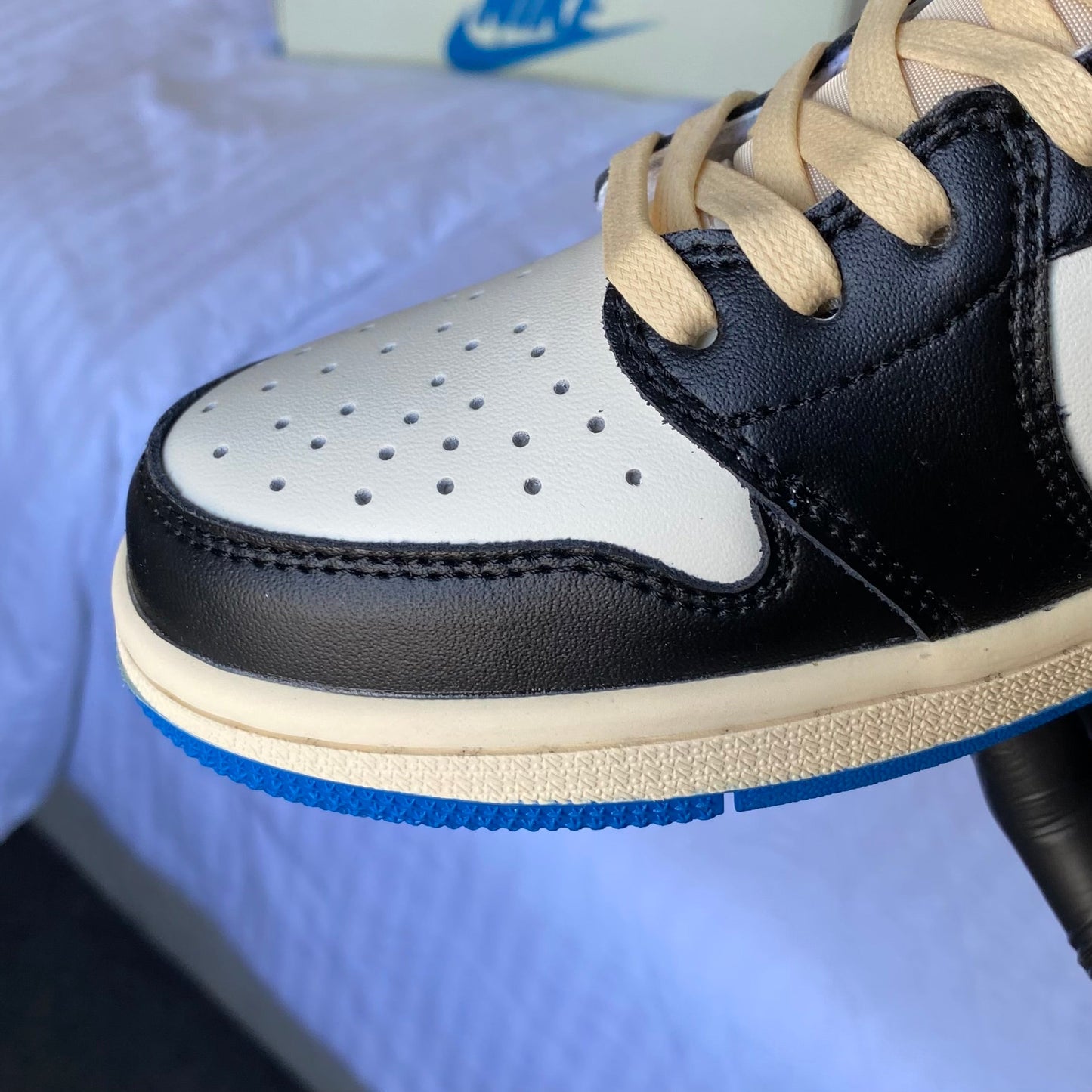 Travis Scott x Fragment Air Jordan 1 Low