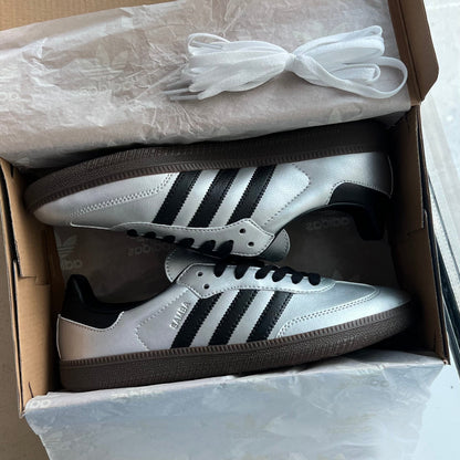 Adidas Samba OG “Silver Metallic/Black/Gum”