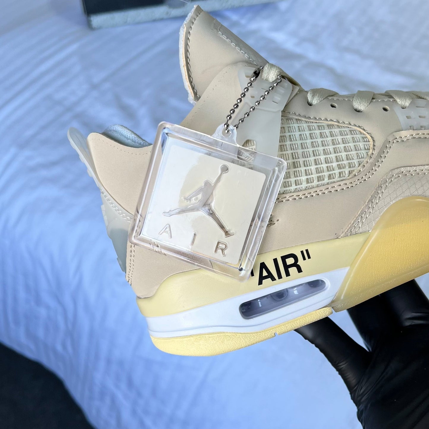 Air Jordan 4 “Off White”