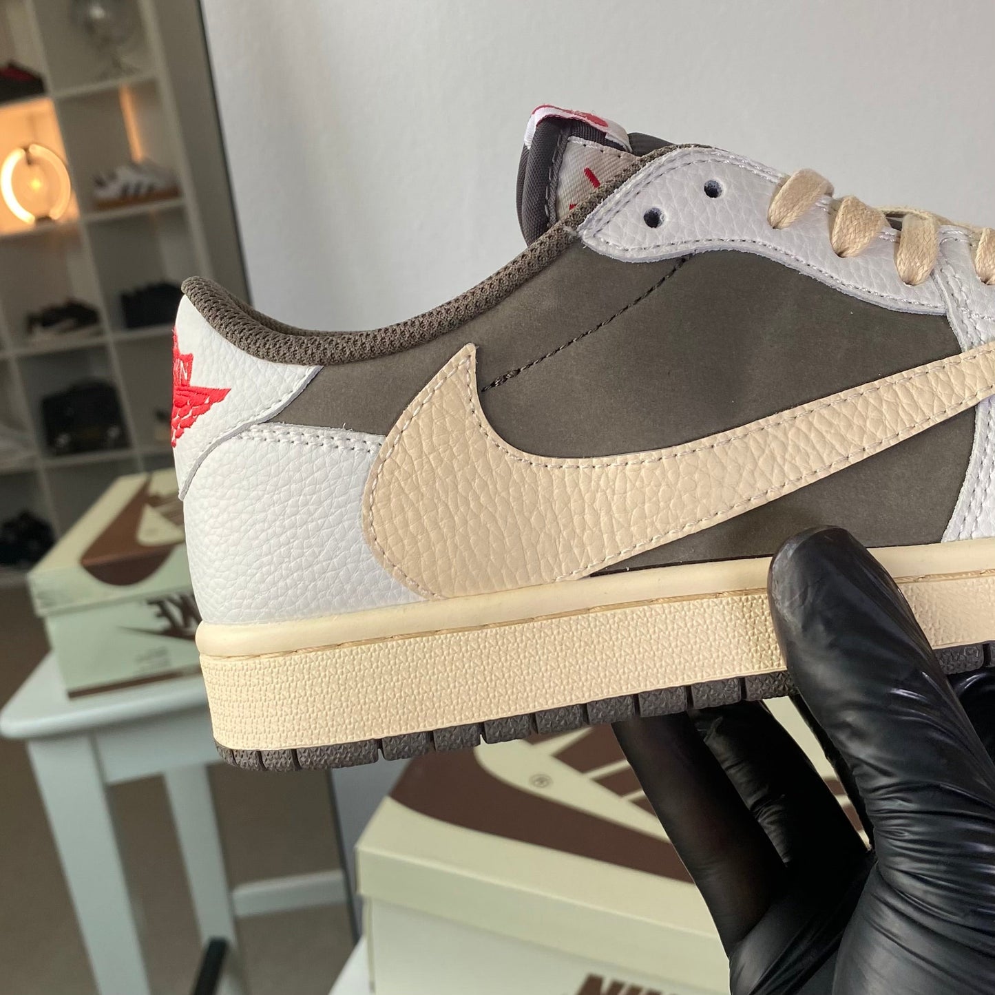 Travis Scott x Jordan 1 Low “Reverse Mocha”