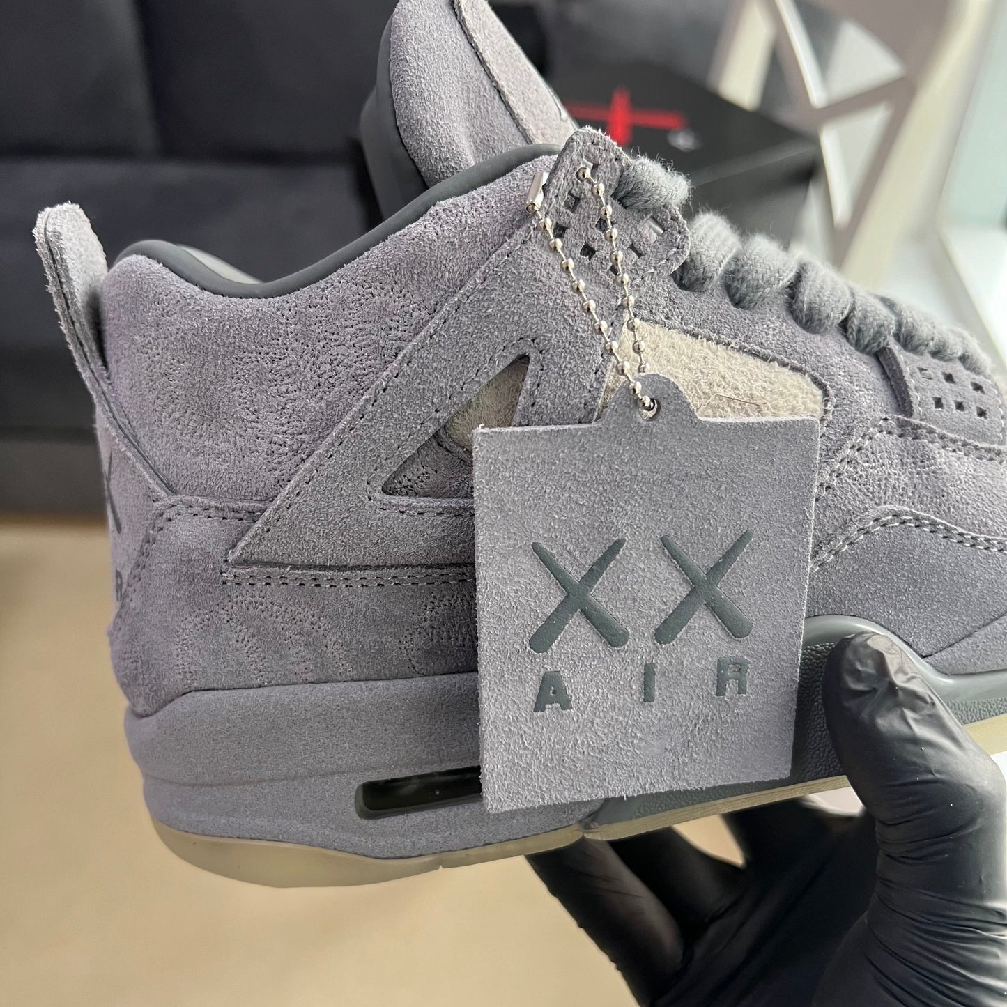 Air Jordan 4 Retro “Kaws”