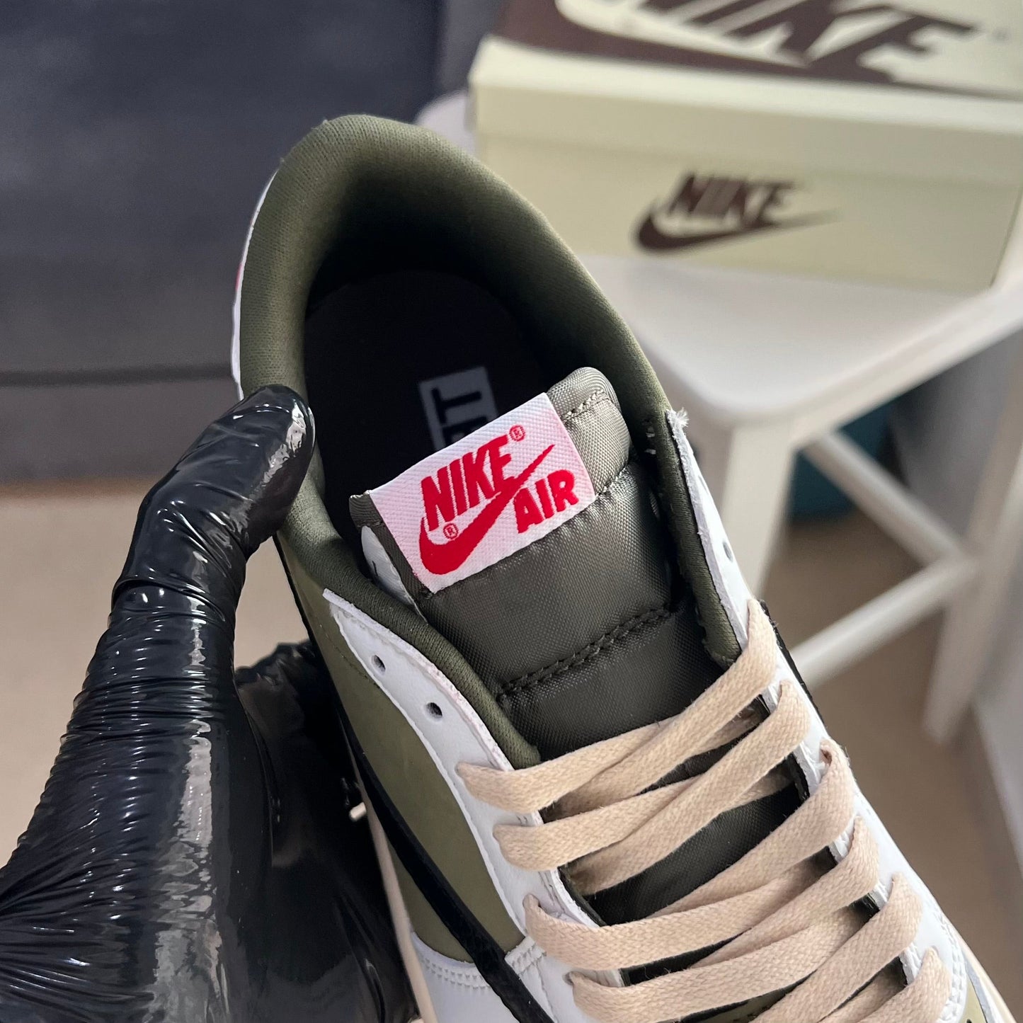 Travis Scott x Jordan 1 Low “Medium Olive”