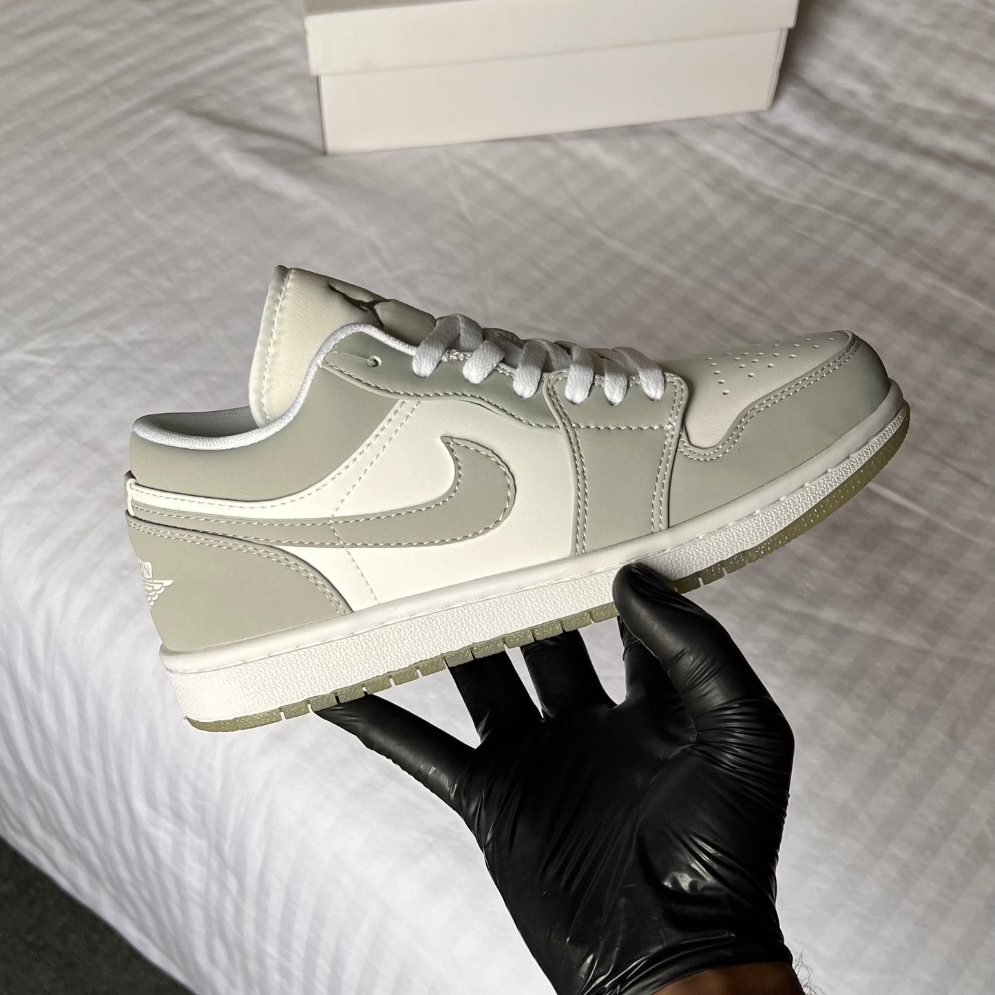 Air Jordan 1 Low “White/Wolf Grey”