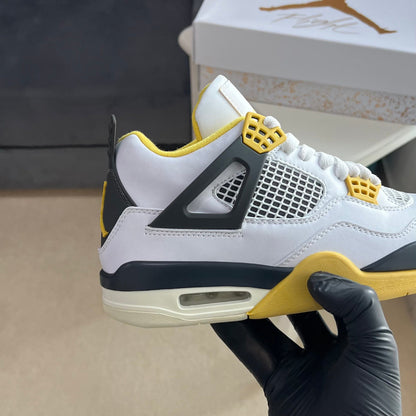 Air Jordan 4 “Vivid Sulfur”