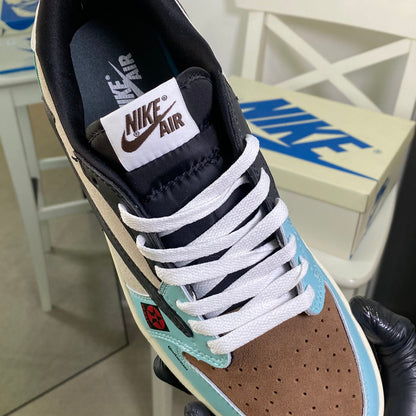 Travis Scott X Jordan 1 Low “BMW JACKBOYS”