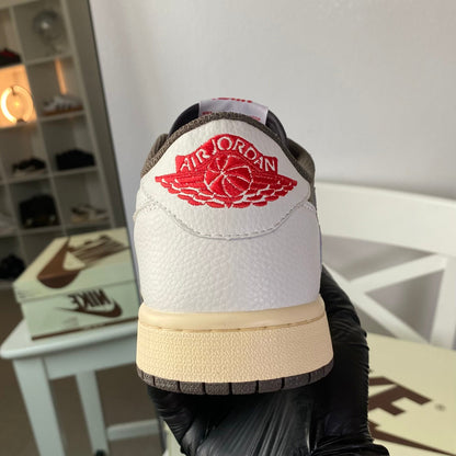 Travis Scott x Jordan 1 Low “Reverse Mocha”