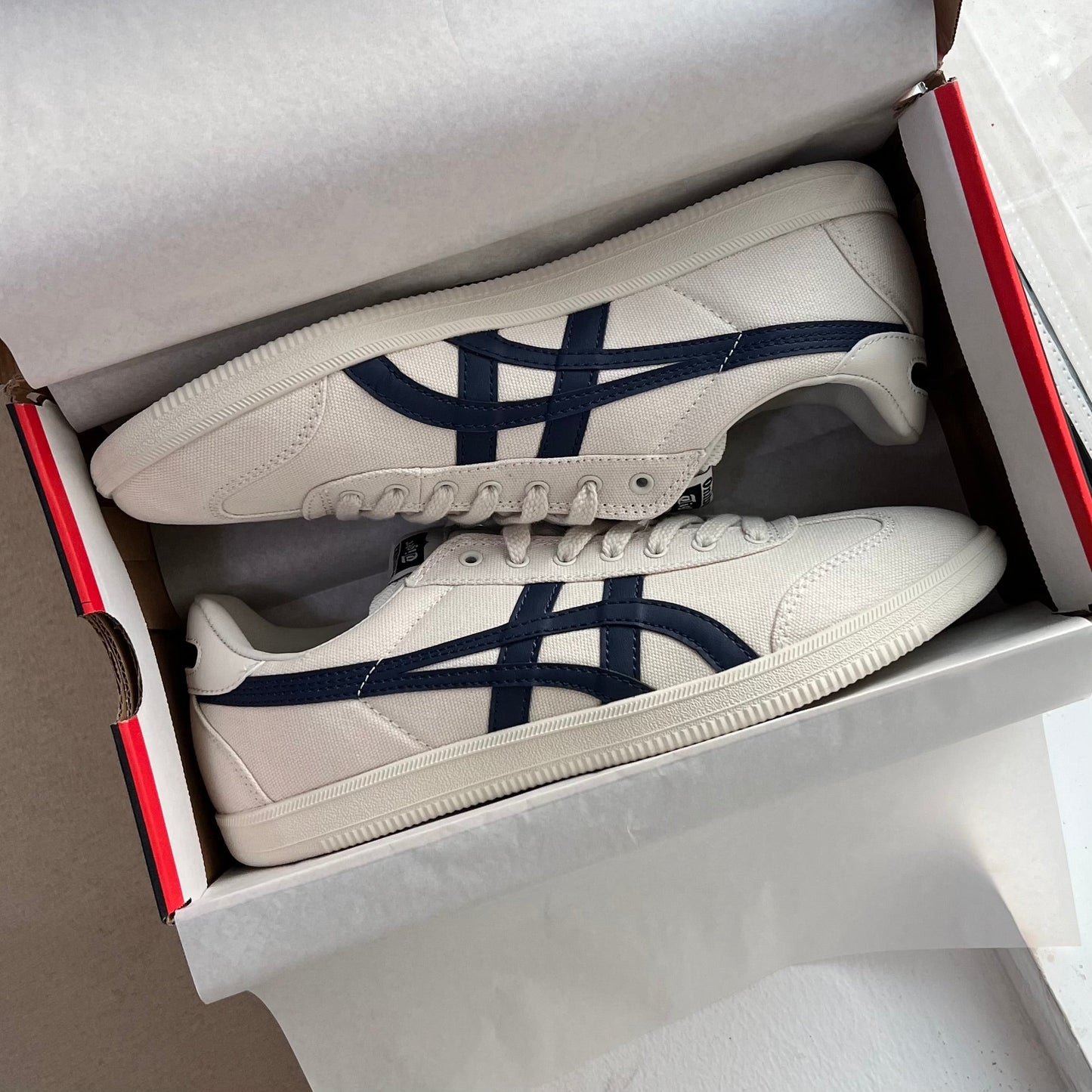 Onitsuka Tiger Tokuten “White Blue”