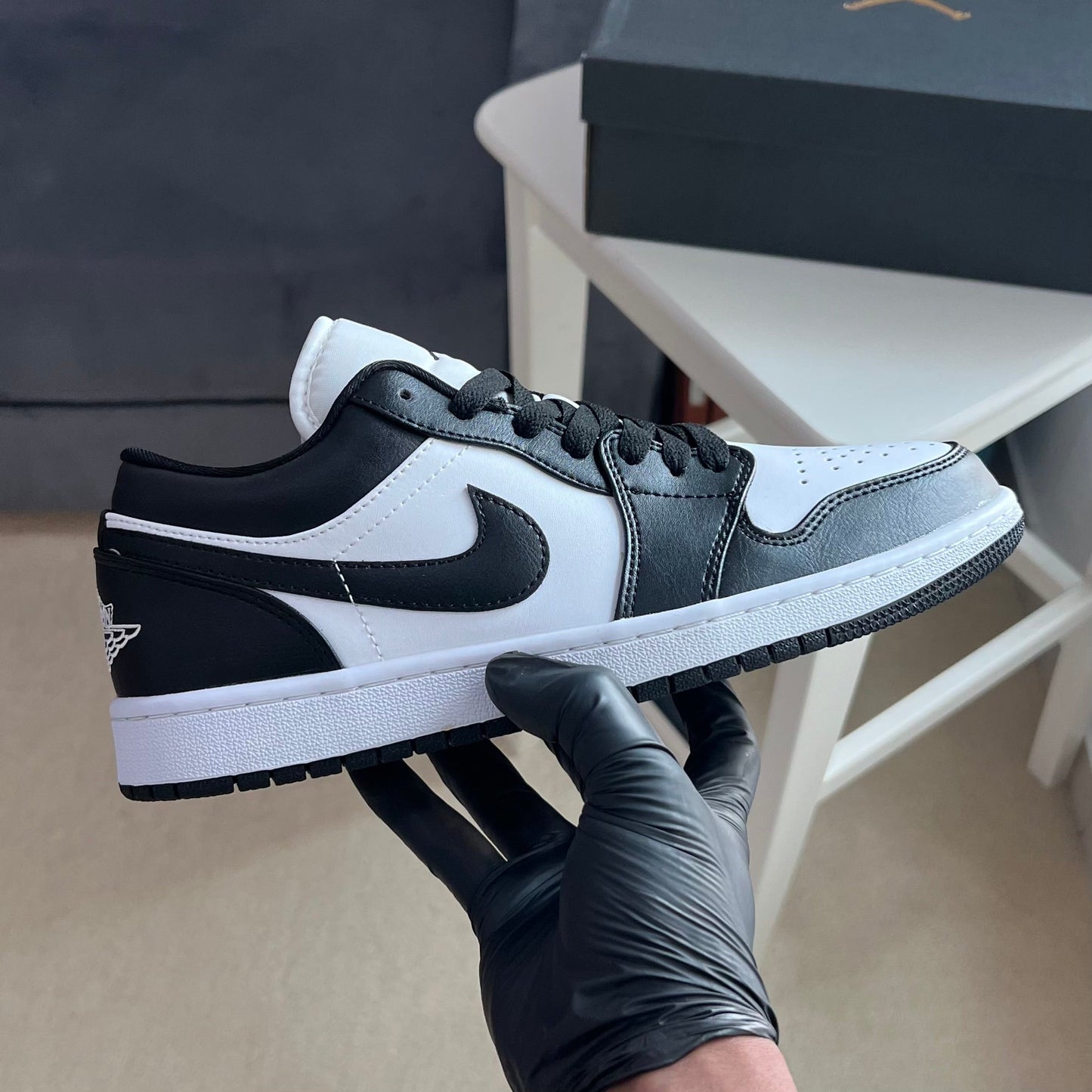 Air Jordan 1 Low “Black/White”