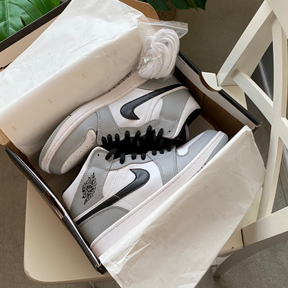 Air Jordan 1 “Mid Smoke Grey”