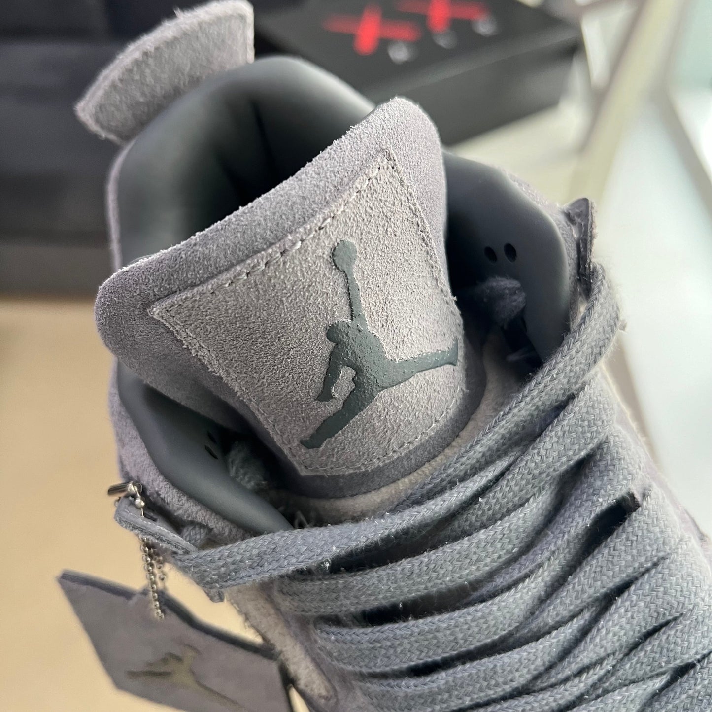 Air Jordan 4 Retro “Kaws”