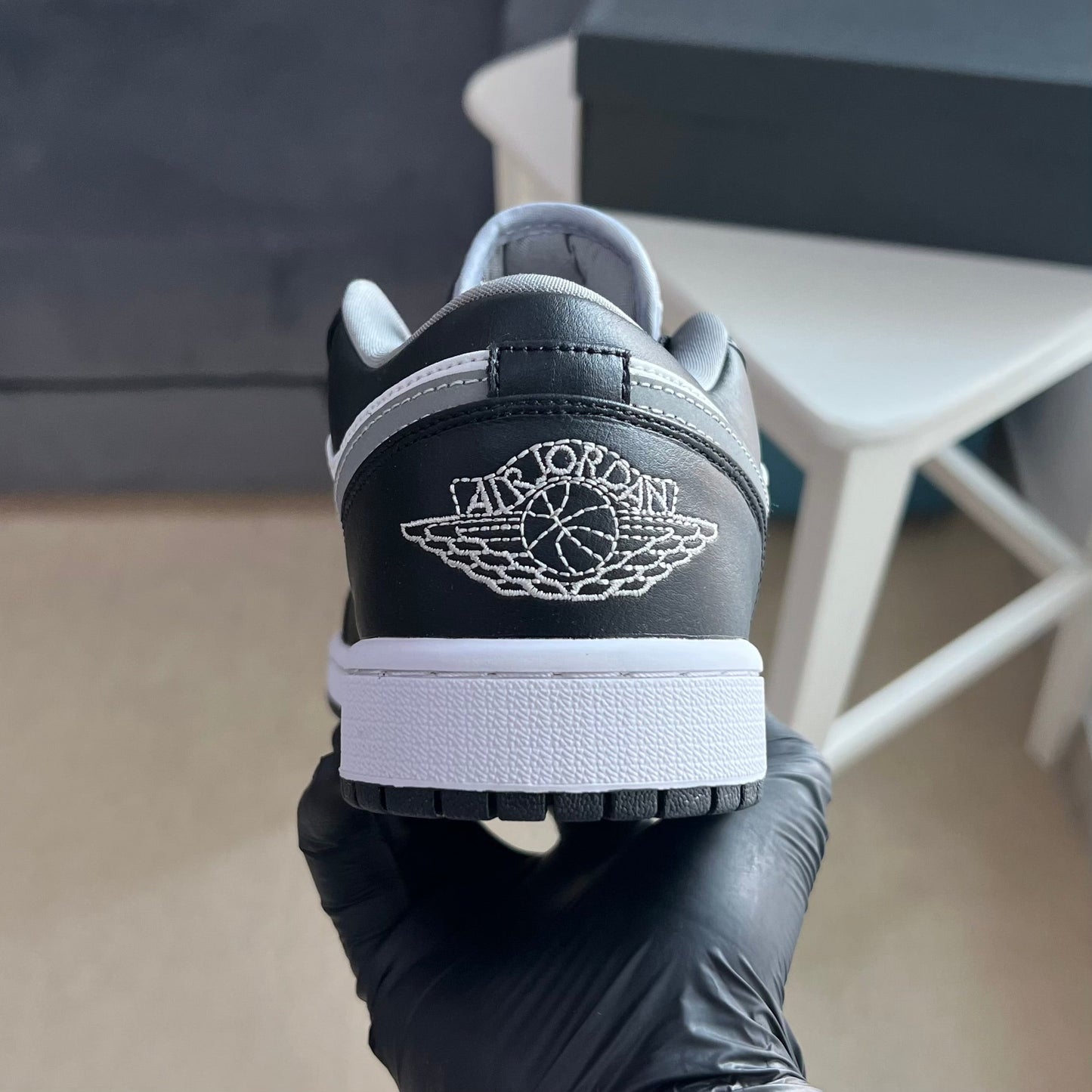 AJ 1 Low “Black/Particle Grey”