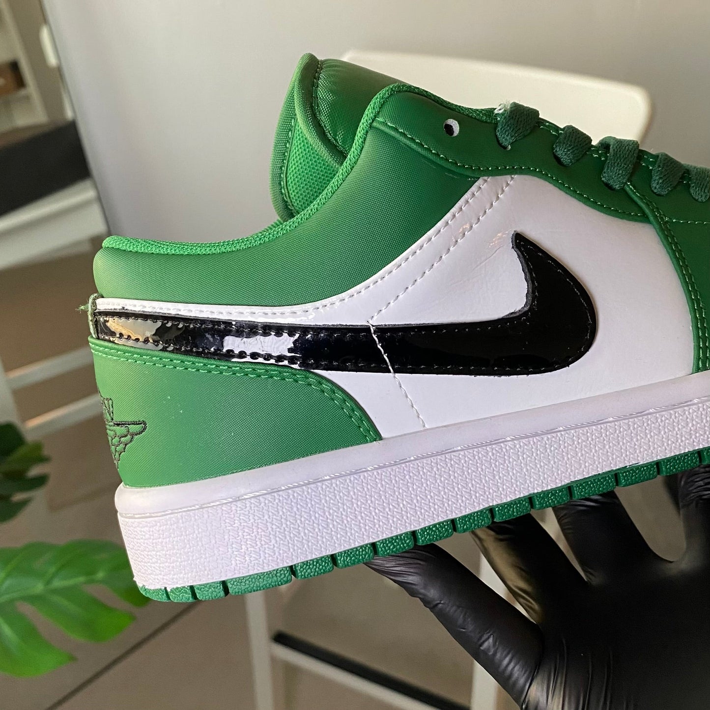 Air Jordan 1 Low “Pine Green”