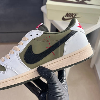 Travis Scott x Jordan 1 Low “Medium Olive”