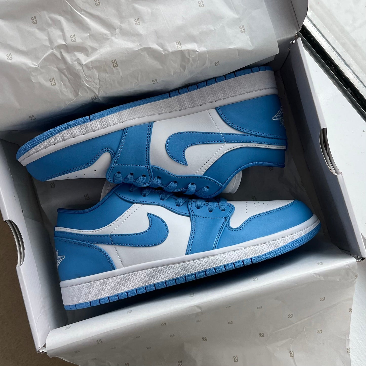 Jordan 1 Low “University Blue”