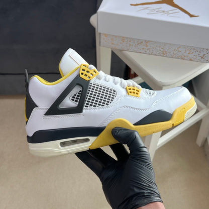 Air Jordan 4 “Vivid Sulfur”