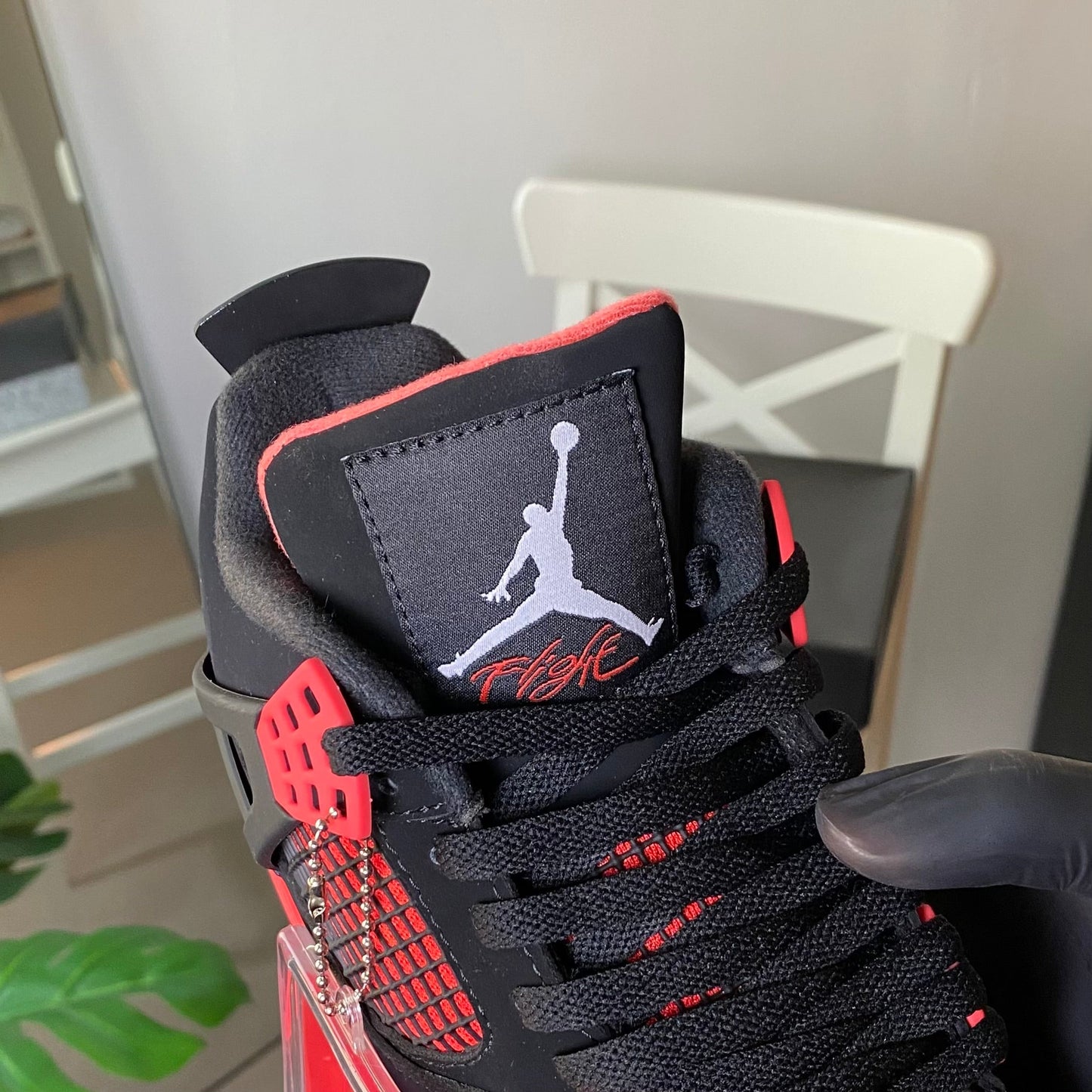 Air Jordan 4 Retro “Red Thunder”