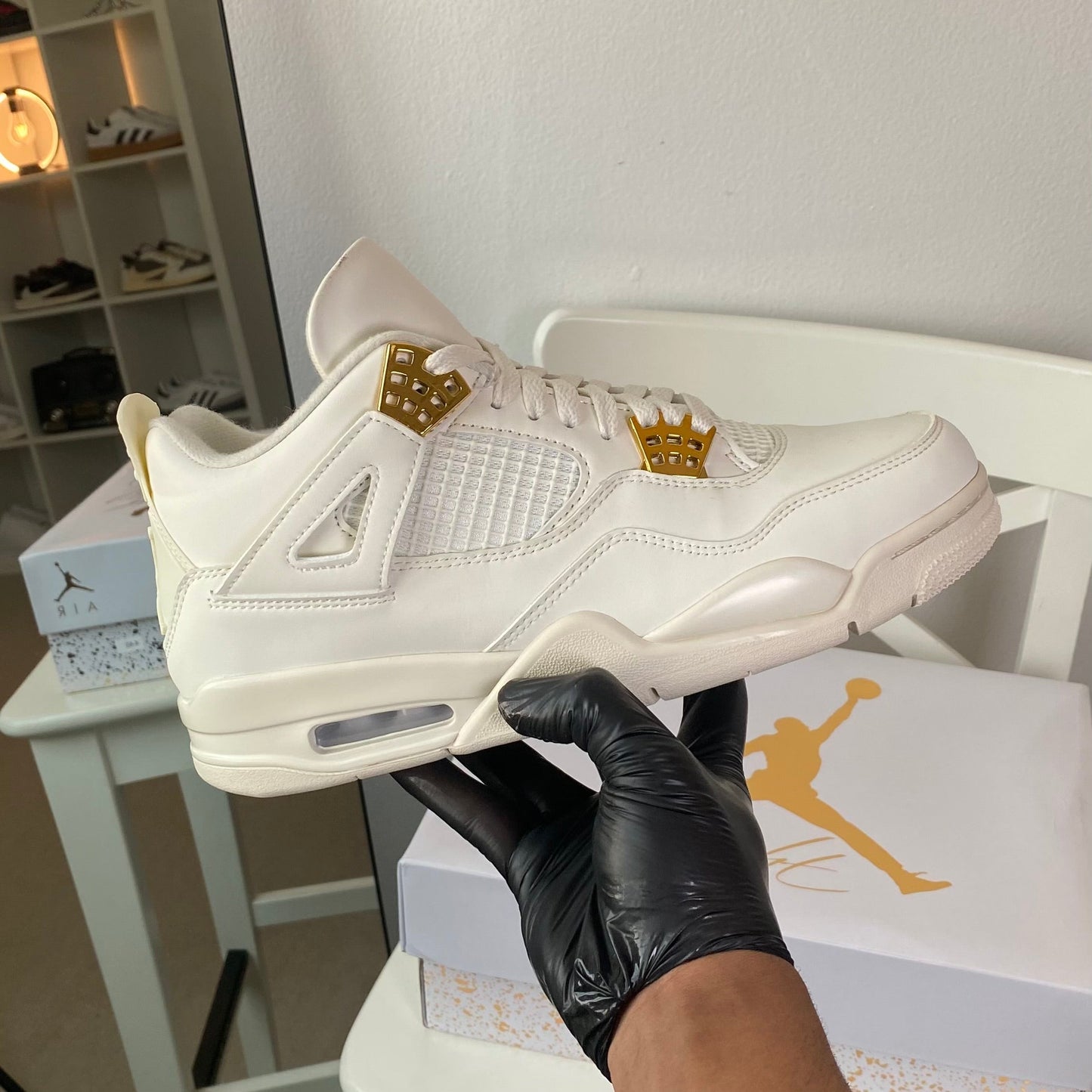 Air Jordan 4 “Metallic Gold”